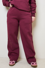 STRAIGHT LEG JOGGERS IN CHERRY