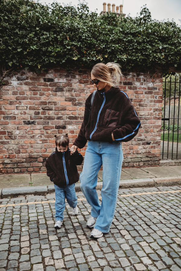 MINI TEDDY FLEECE ZIP JACKET IN DARK CHOCOLATE