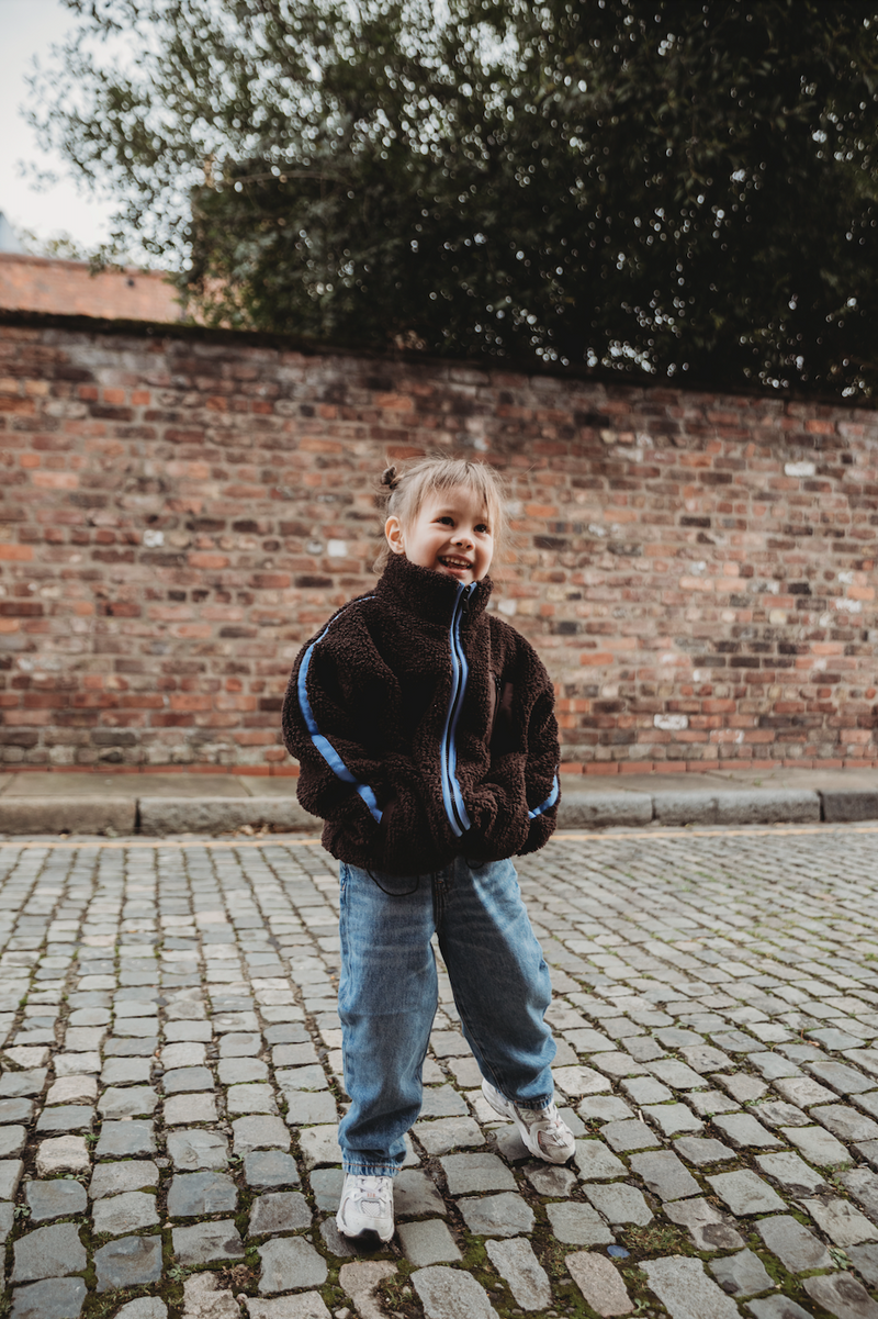 MINI TEDDY FLEECE ZIP JACKET IN DARK CHOCOLATE