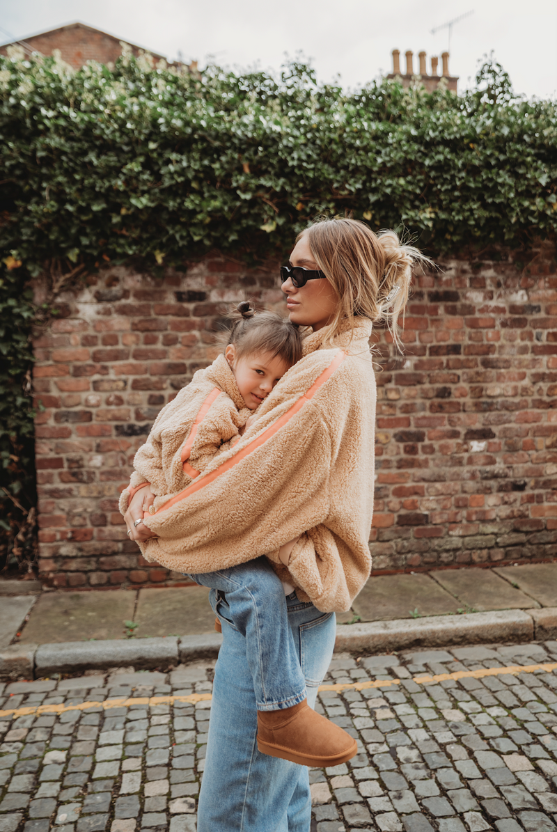 TEDDY FLEECE ZIP JACKET IN SAND